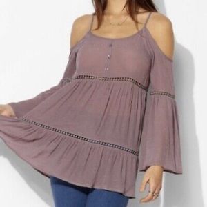 SZ S Anthropologie Staring At Stars Deep Grey Cold Shoulder Boho Feel Top